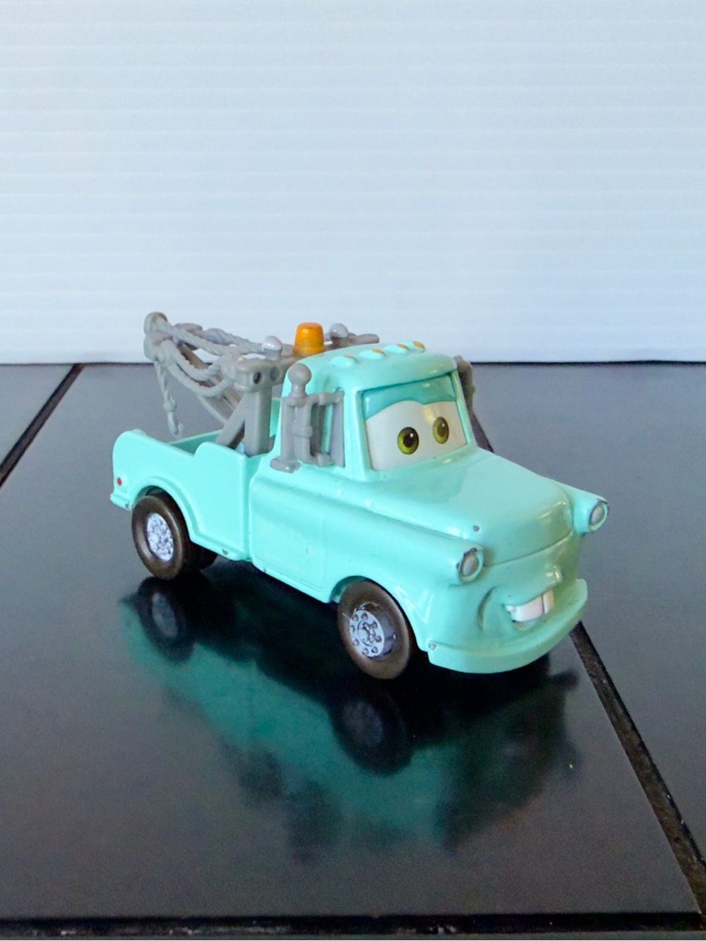 Disney Pixar Cars “Brand New” Mater 1:55 scale diecast (B)